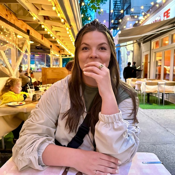 Meet your Posher, Kaydi - Picture 2 of 2